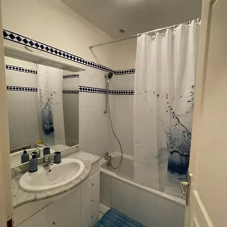Grand 87m2 à 10 Mètres De La Appartement